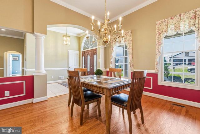 400 BEALL AVE, Luray, VA 22835