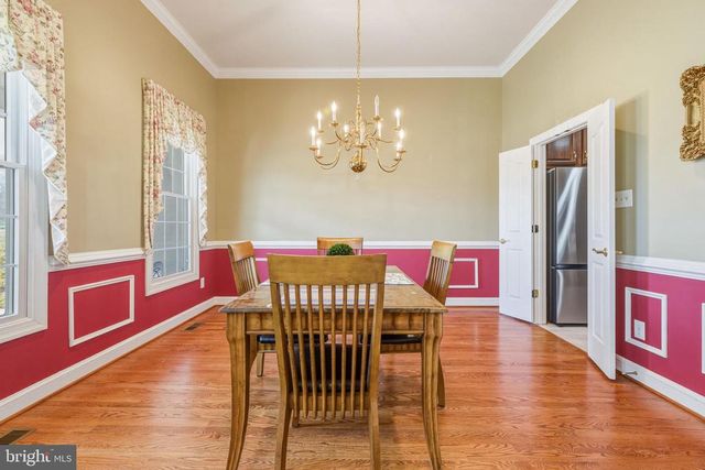 400 BEALL AVE, Luray, VA 22835