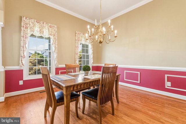 400 BEALL AVE, Luray, VA 22835