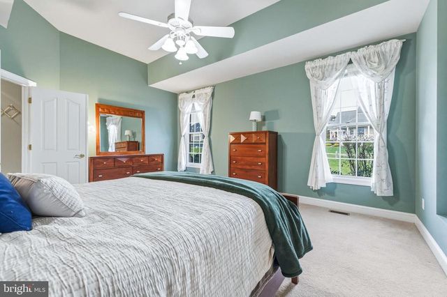 400 BEALL AVE, Luray, VA 22835