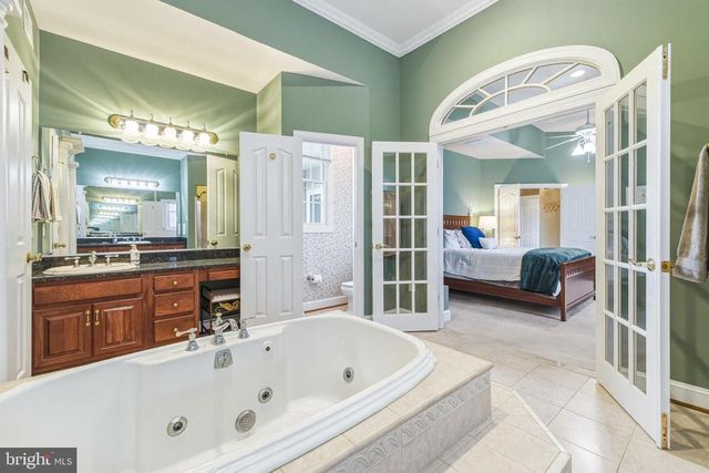 400 BEALL AVE, Luray, VA 22835