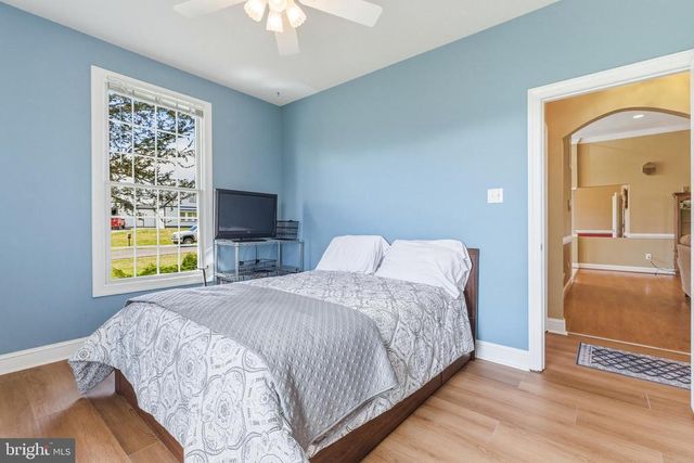 400 BEALL AVE, Luray, VA 22835