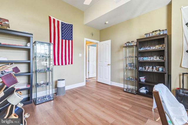 400 BEALL AVE, Luray, VA 22835