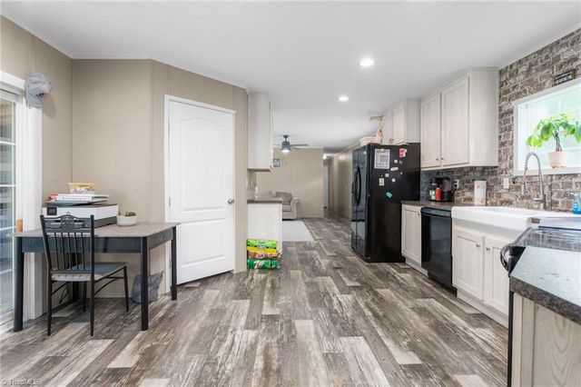 2551 Saxapahaw Bethlehem Church Road, Graham, NC 27253