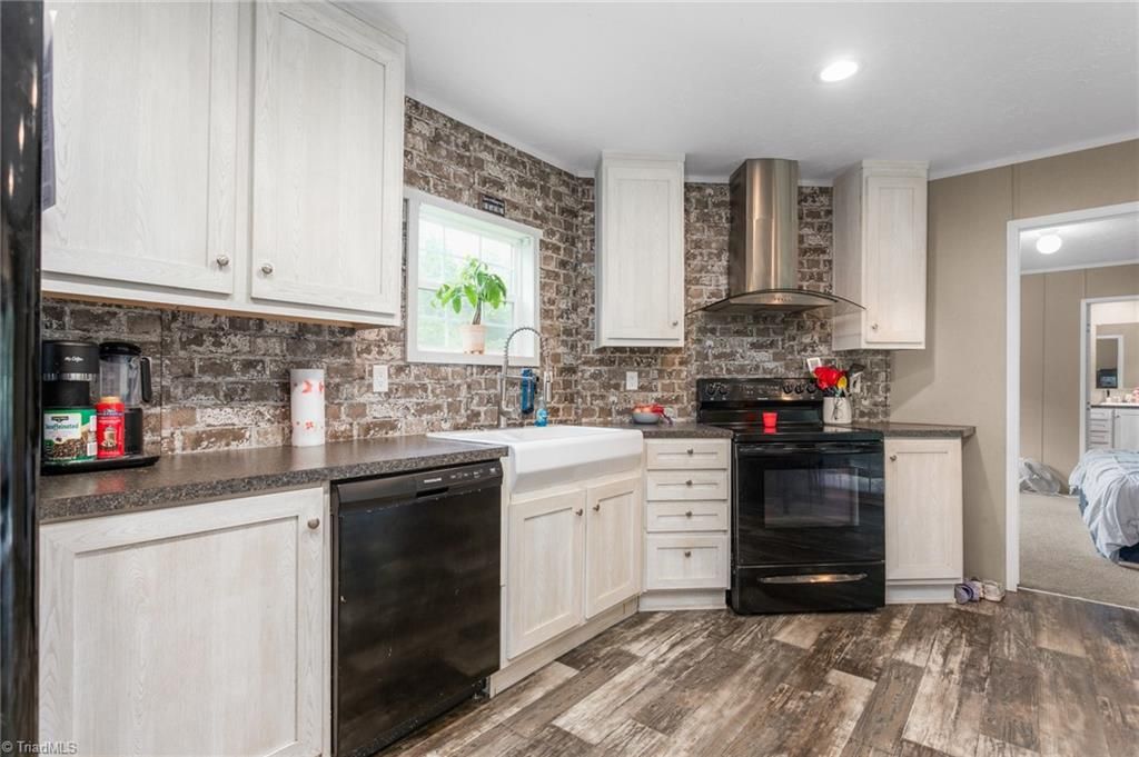 2551 Saxapahaw Bethlehem Church Road, Graham, NC 27253