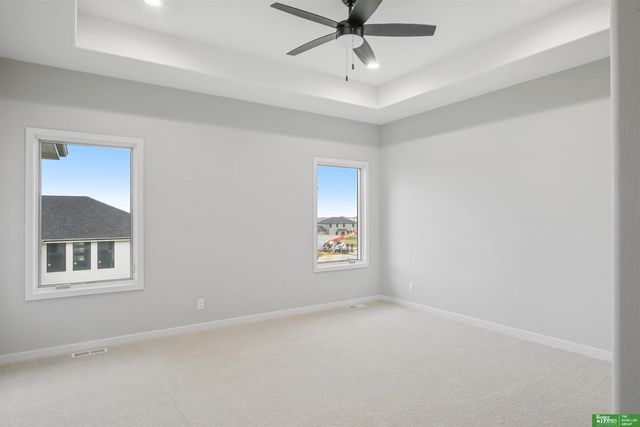 12358 Lake Vista Drive, Papillion, NE 68046