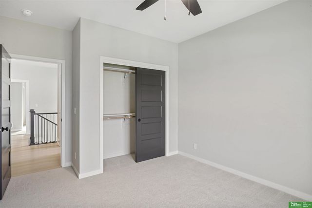 12358 Lake Vista Drive, Papillion, NE 68046