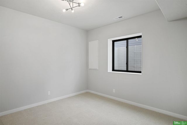 12358 Lake Vista Drive, Papillion, NE 68046
