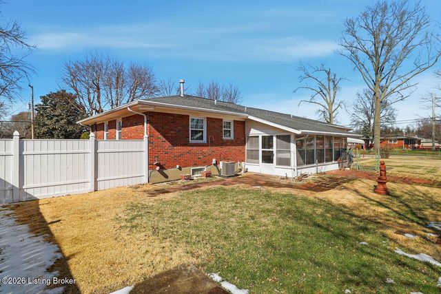 11505 Pierce Way, Louisville, KY 40272