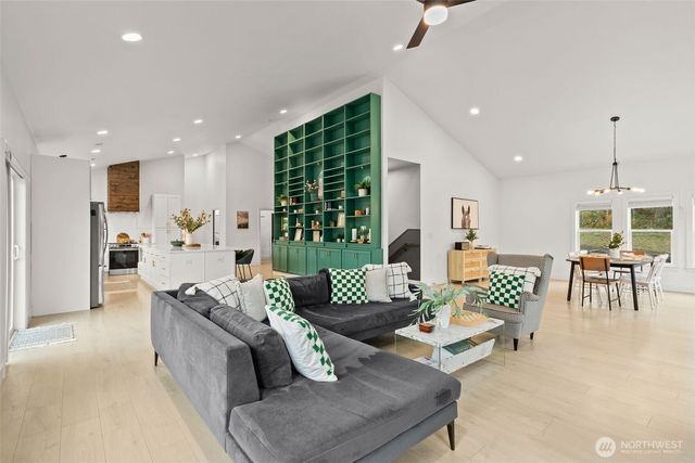 28024 NE 433rd Street, Amboy, WA 98601