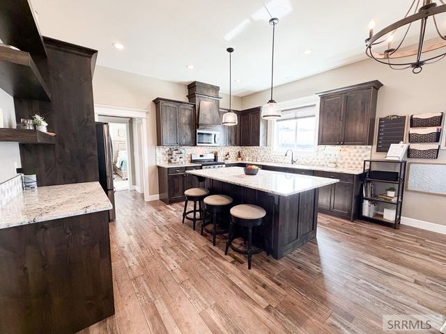 6560 E Crown Crescent, Ammon, ID 83406