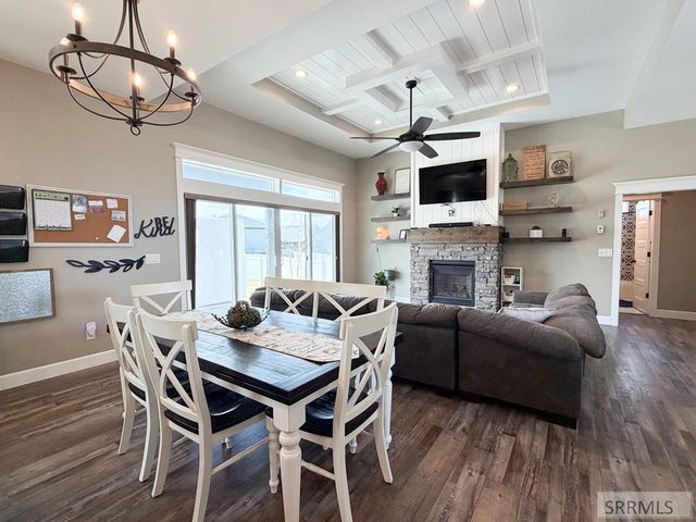 6560 E Crown Crescent, Ammon, ID 83406