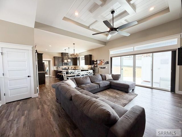 6560 E Crown Crescent, Ammon, ID 83406