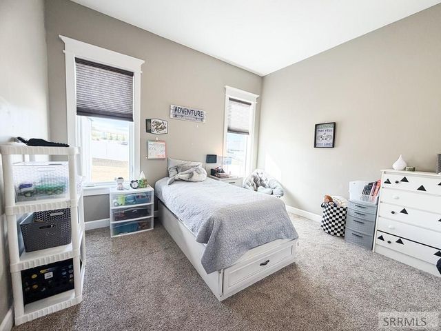 6560 E Crown Crescent, Ammon, ID 83406