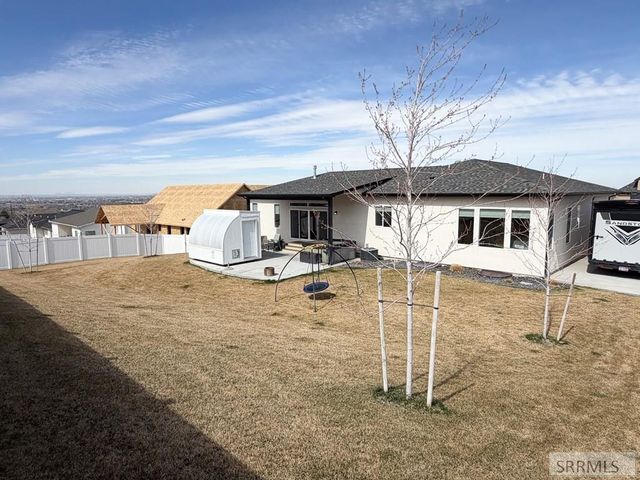 6560 E Crown Crescent, Ammon, ID 83406