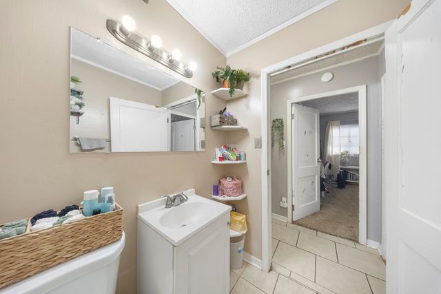 708 5th Street West, Huntington, WV 25701