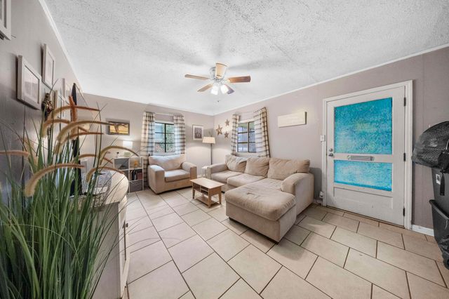 708 5th Street West, Huntington, WV 25701