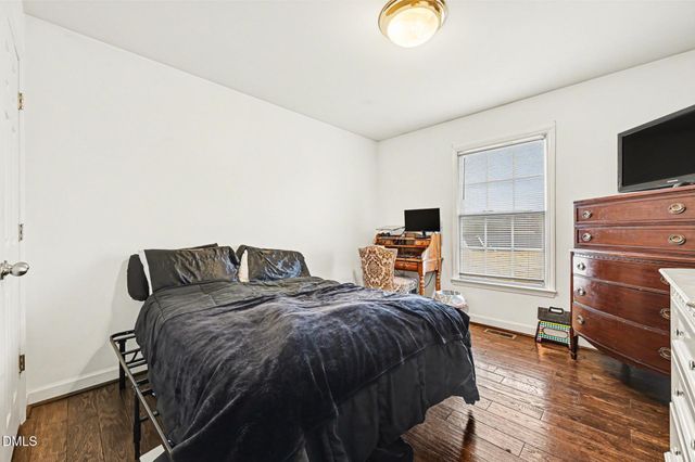 2070 Haw River Hopedale Road, Burlington, NC 27217