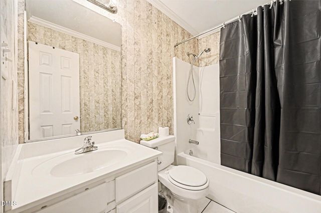 2070 Haw River Hopedale Road, Burlington, NC 27217