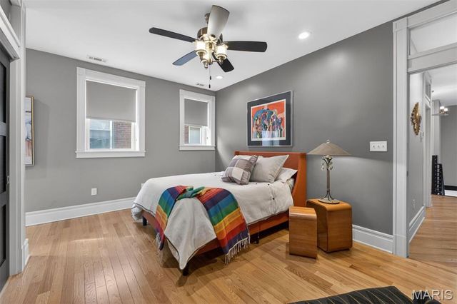 4214 Arsenal Street, St Louis, MO 63116