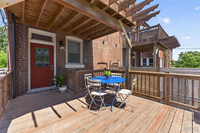 4214 Arsenal Street, St Louis, MO 63116