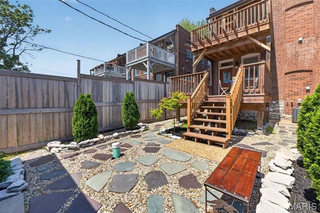 4214 Arsenal Street, St Louis, MO 63116