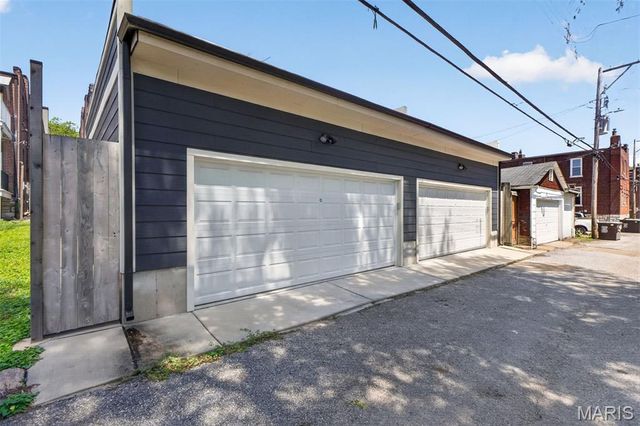 4214 Arsenal Street, St Louis, MO 63116