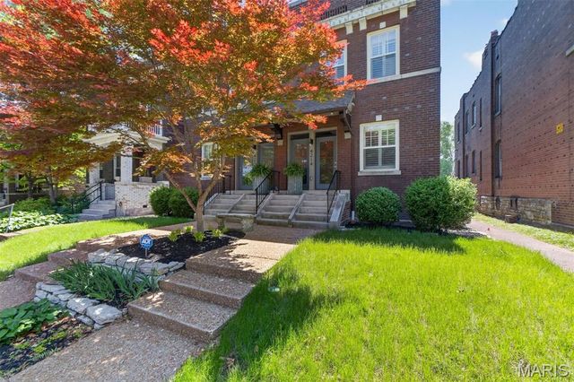 4214 Arsenal Street, St Louis, MO 63116