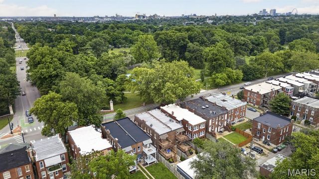 4214 Arsenal Street, St Louis, MO 63116