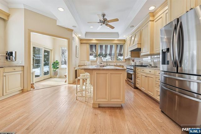 328 Carmita Avenue, Rutherford, NJ 07070