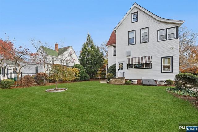 328 Carmita Avenue, Rutherford, NJ 07070