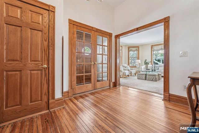 328 Carmita Avenue, Rutherford, NJ 07070