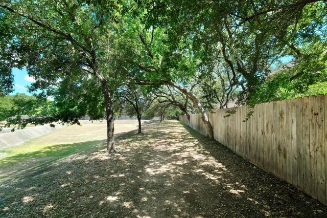 8518 Cahill DR 36, Austin, TX 78729