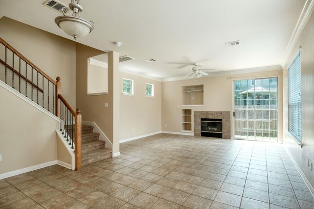 8518 Cahill DR 36, Austin, TX 78729