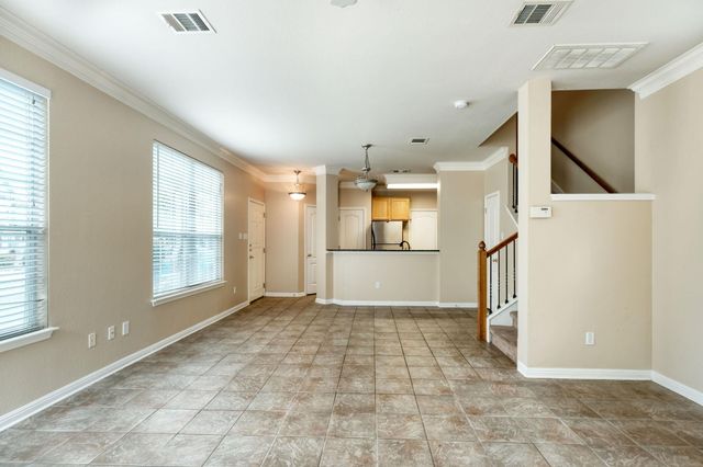 8518 Cahill DR 36, Austin, TX 78729