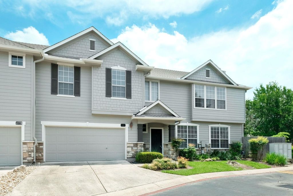 8518 Cahill DR 36, Austin, TX 78729