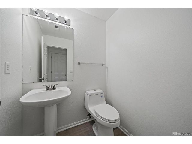 7921 S Kalispell Way, Englewood, CO 80112