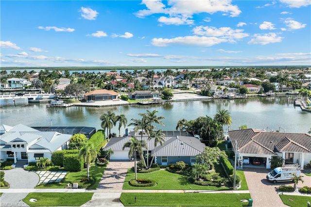 427 Nassau CT, Marco Island, FL 34145