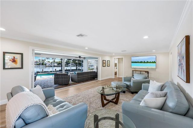 427 Nassau CT, Marco Island, FL 34145