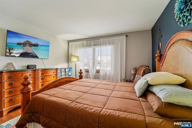 470 Capitol Road, New Milford, NJ 07646