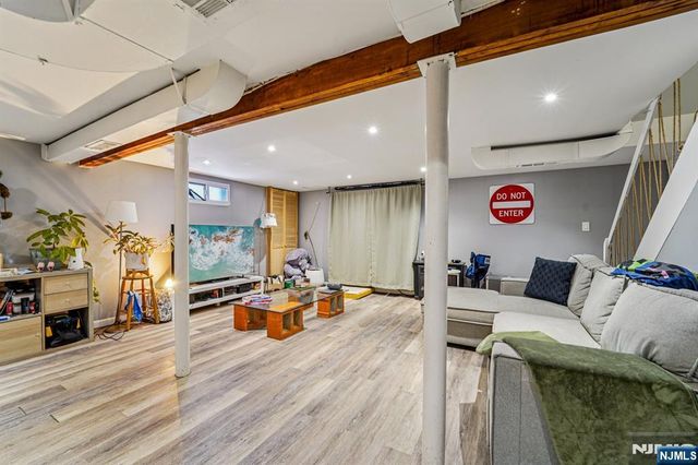 470 Capitol Road, New Milford, NJ 07646