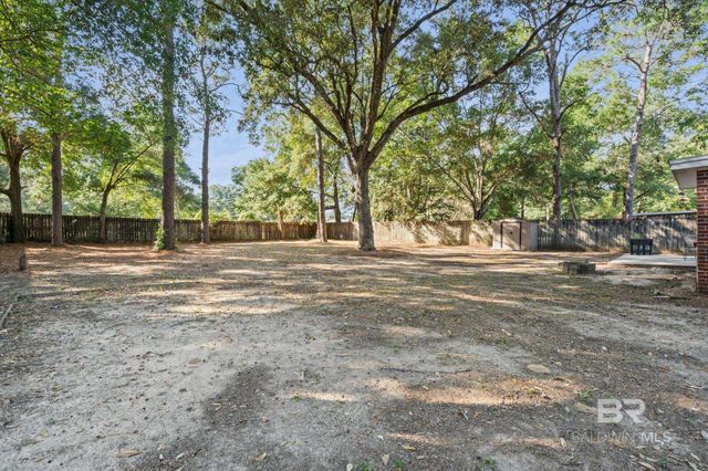 6267 Hilltop Road, Pensacola, FL 32504