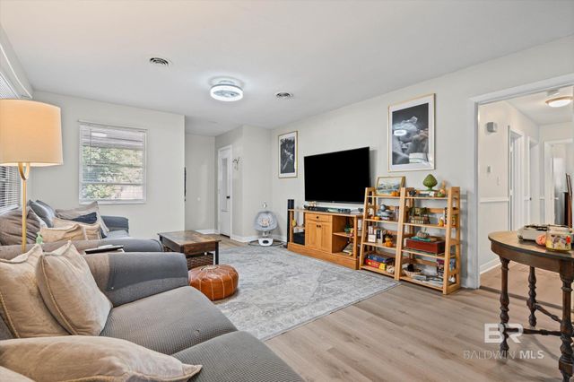 6267 Hilltop Road, Pensacola, FL 32504