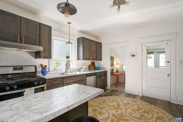 704 BLENHEIM AVE, Charlottesville, VA 22902