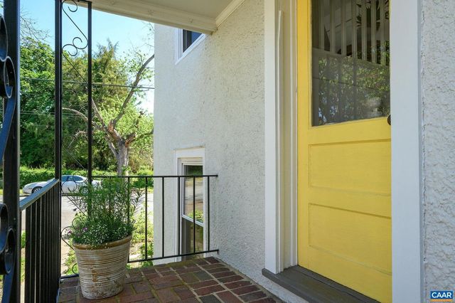 704 BLENHEIM AVE, Charlottesville, VA 22902