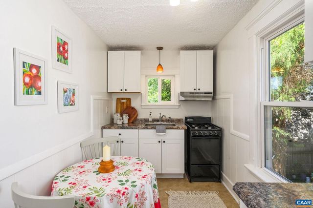 704 BLENHEIM AVE, Charlottesville, VA 22902