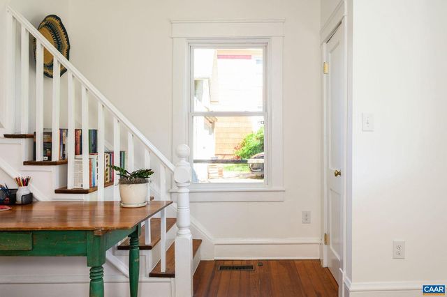 704 BLENHEIM AVE, Charlottesville, VA 22902