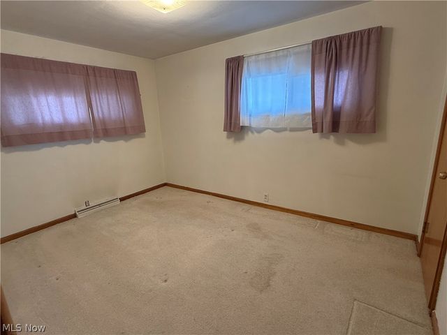 329 N Forest Avenue, Steubenville, OH 43952