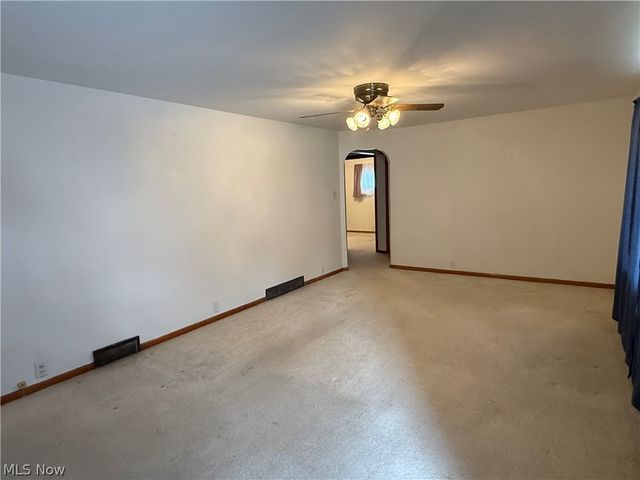 329 N Forest Avenue, Steubenville, OH 43952