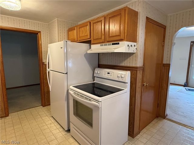 329 N Forest Avenue, Steubenville, OH 43952